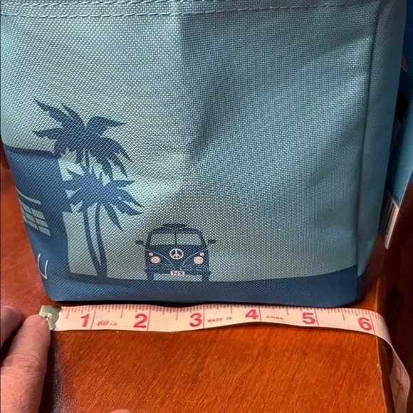 NWT Trader Joe’s Mini Insulated Lunch Bag in blue - Picture 7 of 9
